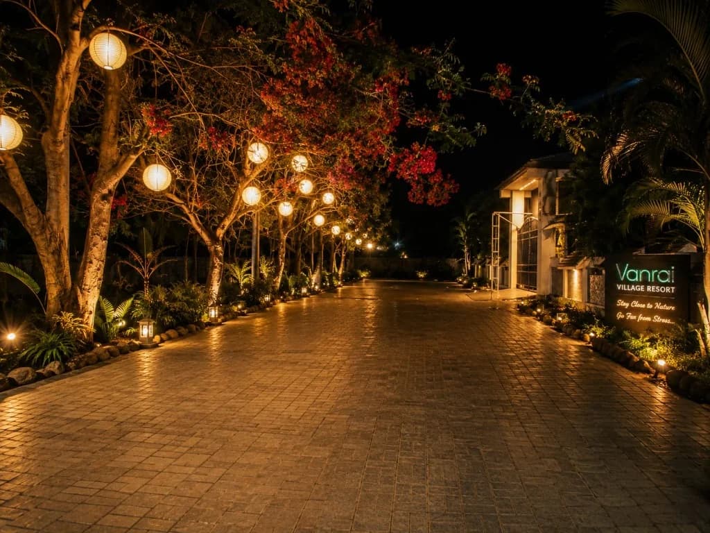Vanrai Resort - Illuminated Night Walkway with Lanterns